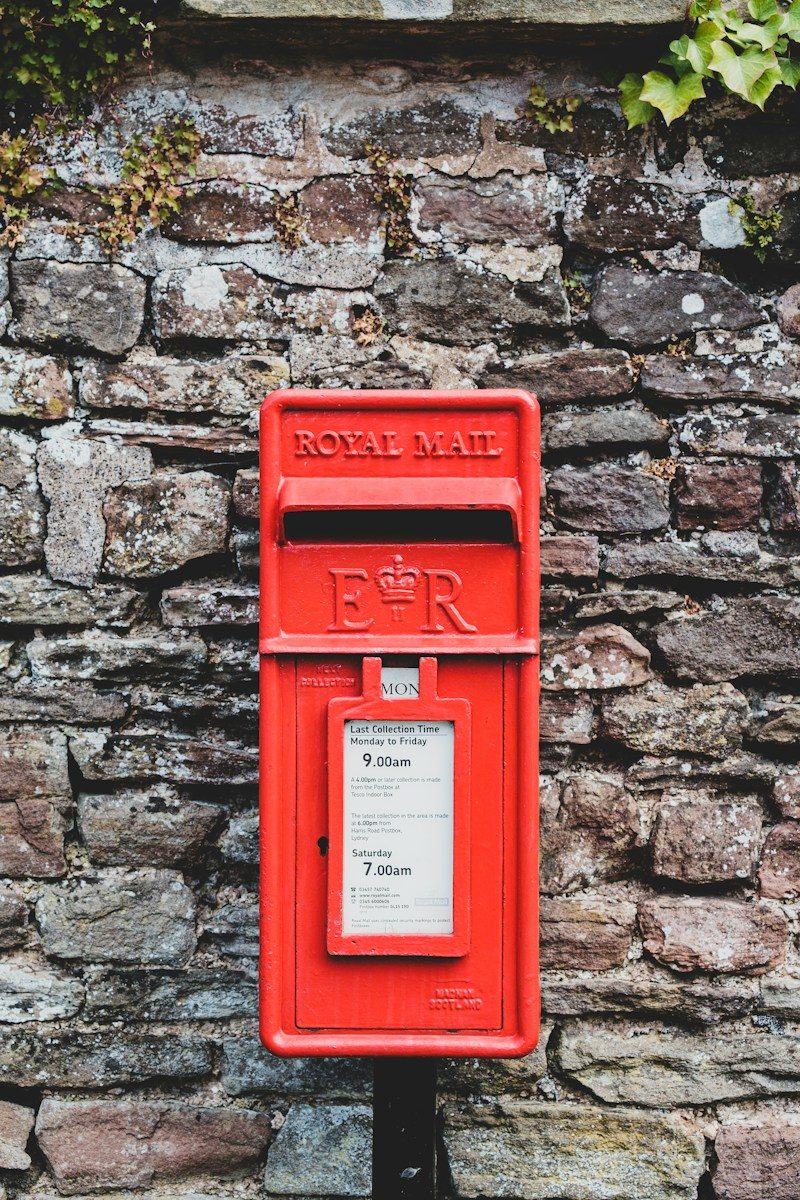 red mail box